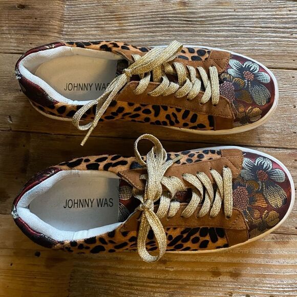 Johnny Was "Olivia" Leopard Print Haircalf/Floral Embroidery Sneakers Size 6 - Picture 2 of 8